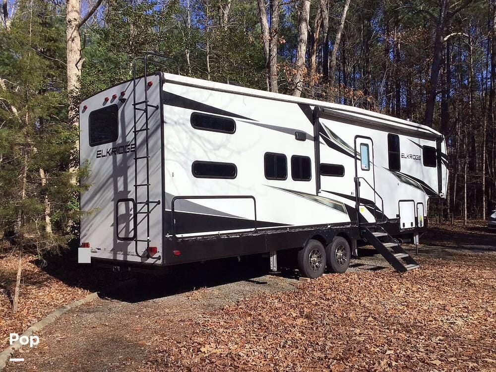 2022 ElkRidge 33BHS by Heartland from Pop RVs in Mineral, Virginia