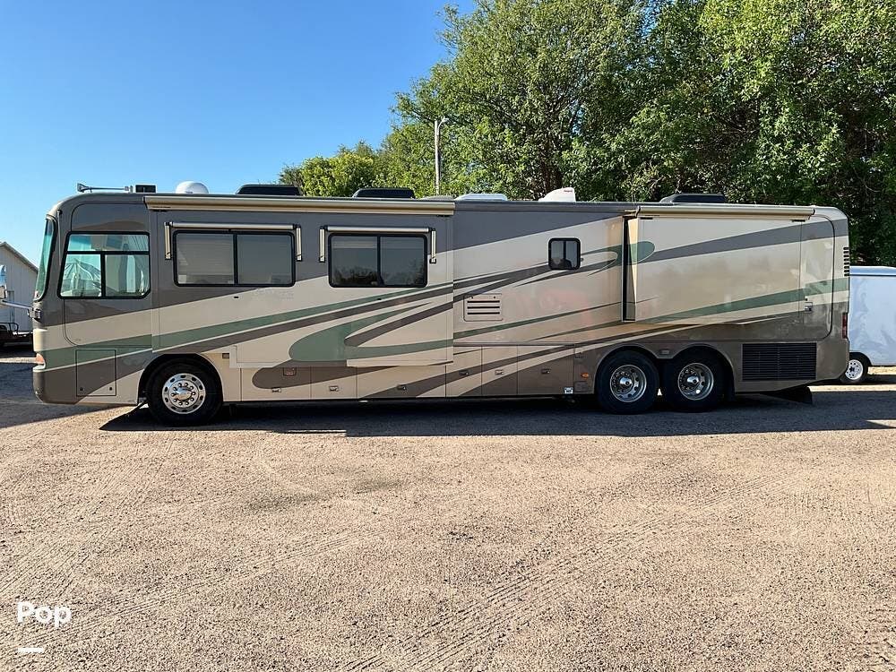 2004 Monaco RV Dynasty 42 Dutchess - Used Diesel Pusher For Sale by Pop RVs in Garden City, Kansas features Slideout, Generator, Air Conditioning
