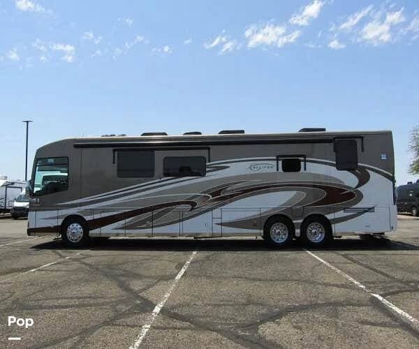2015 Winnebago Ellipse Itasca  42QD - Used Diesel Pusher For Sale by Pop RVs in Tucson, Arizona features Air Conditioning, Generator, Slideout, Leveling Jacks