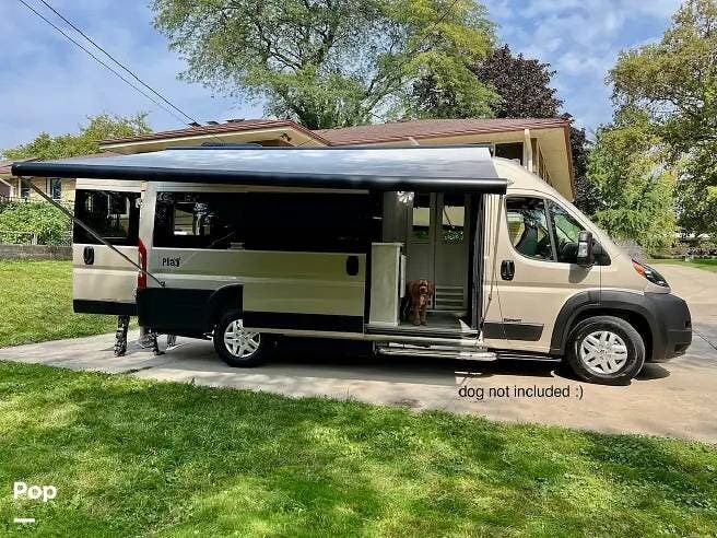 2023 Roadtrek Roadtrek PLAY - Used Class B For Sale by Pop RVs in Fox Point, Wisconsin