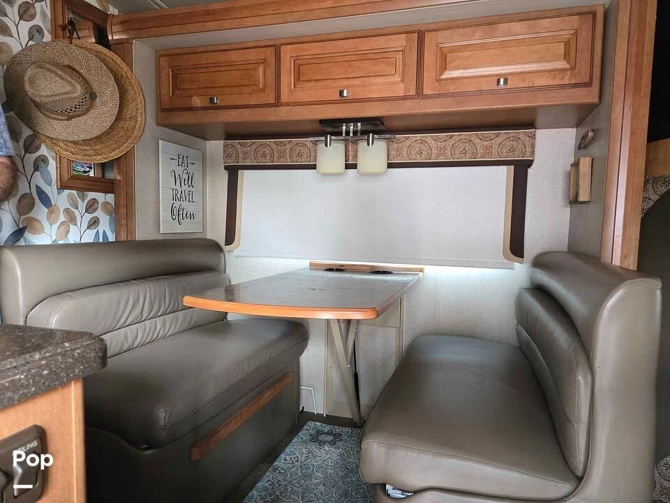 2014 Cambria 27K by Itasca from Pop RVs in Ocala, Florida