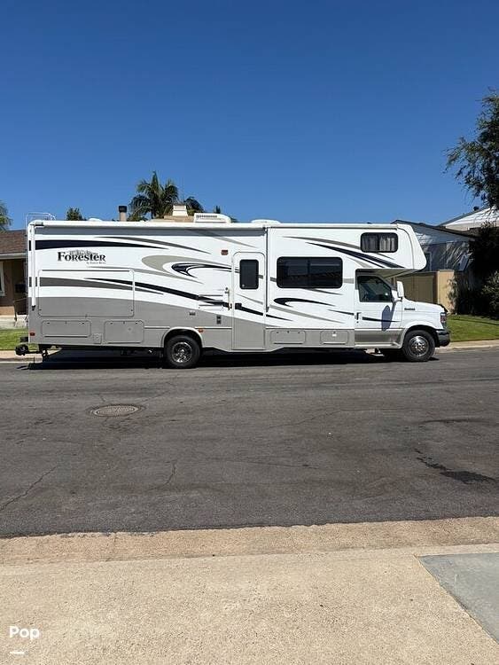 2013 Forest River Forester 2861DS - Used Class C For Sale by Pop RVs in San Diego, California features Slideout