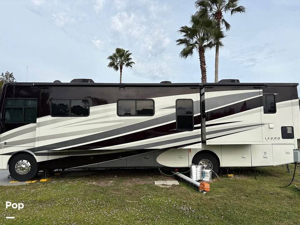 2017 Tiffin Allegro Open Road 36LA - Used Class A For Sale by Pop RVs in Leesburg, Florida features Generator, Slideout, Leveling Jacks, Awning, Air Conditioning
