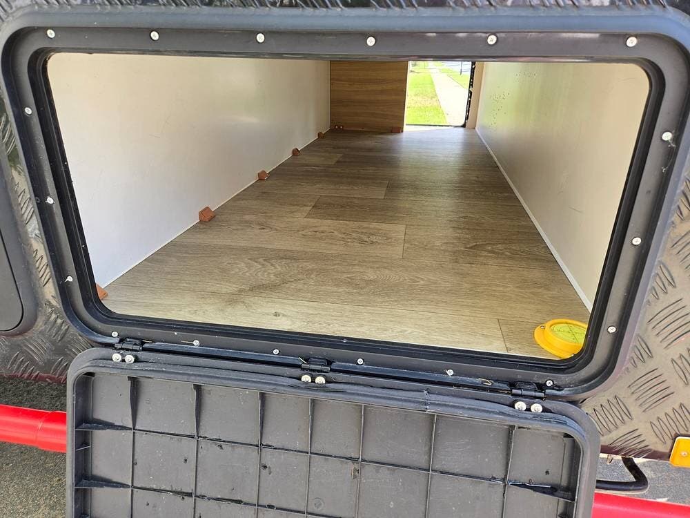 2022 HQ19 T by Black Series from Pop RVs in Easton, Maryland