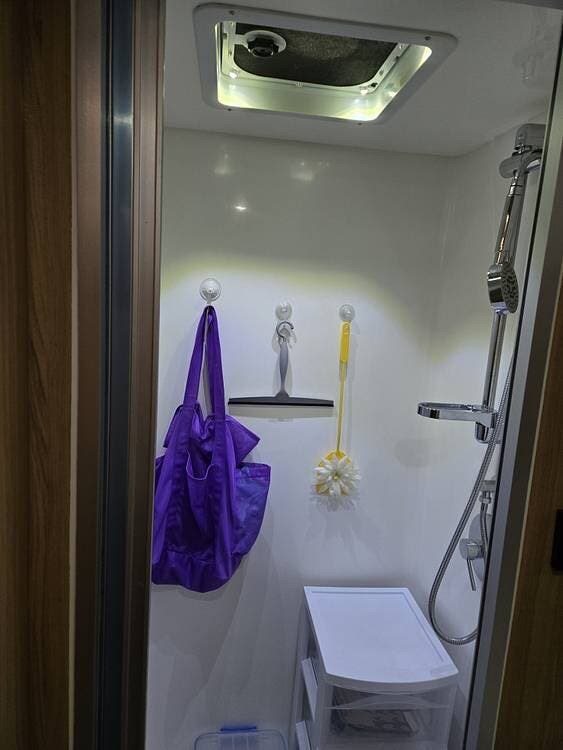 2022 Black Series HQ19 T - Used Travel Trailer For Sale by Pop RVs in Easton, Maryland