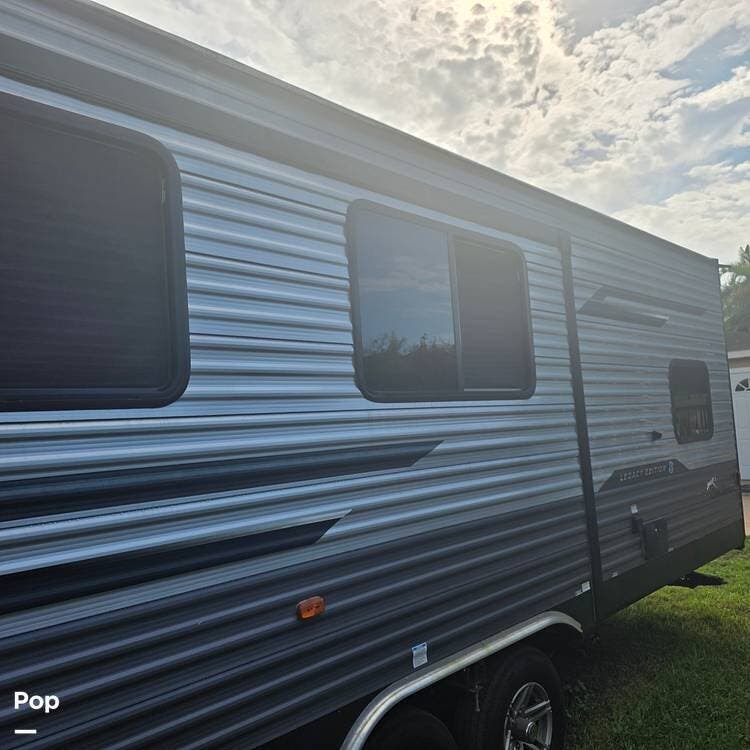 2024 Catalina 293QBCK by Coachmen from Pop RVs in Miami, Florida