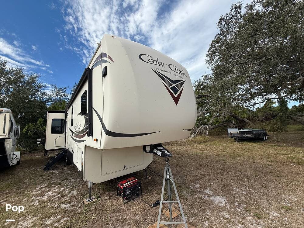2021 Cedar Creek 37MBH by Forest River from Pop RVs in Pinellas Park, Florida