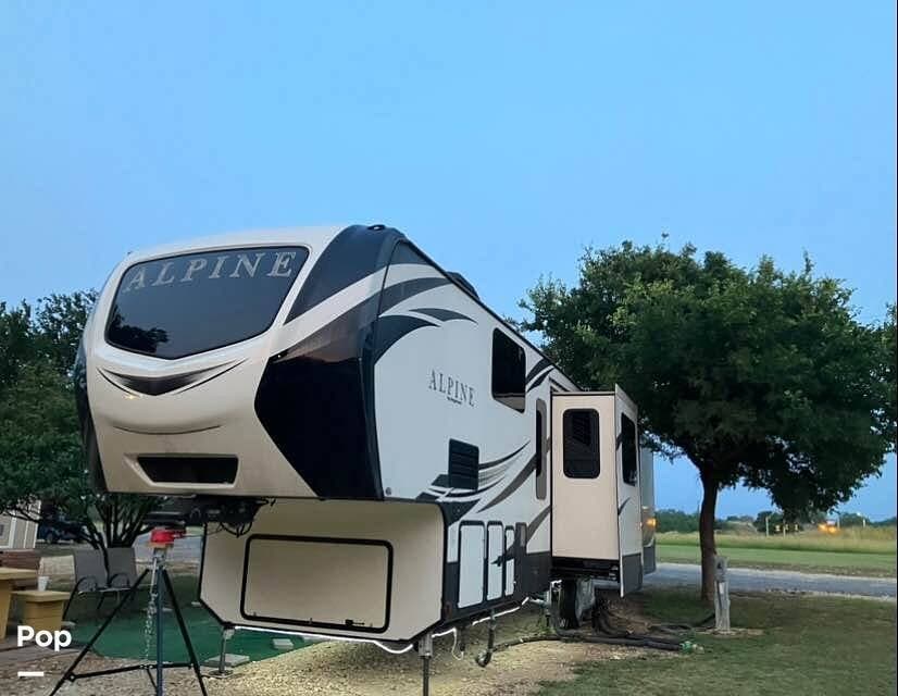 2019 Alpine 3800FK by Keystone from Pop RVs in Ropesville, Texas
