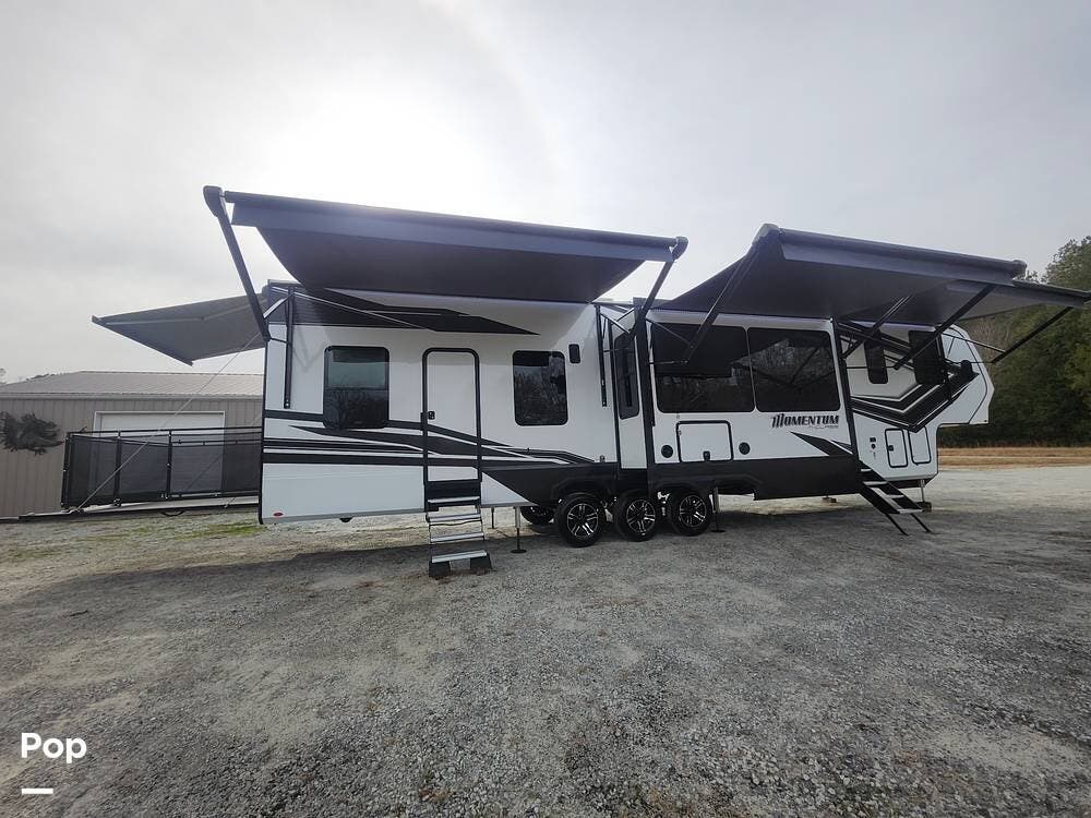 2024 Momentum 395MS by Grand Design from Pop RVs in Prosperity, South Carolina