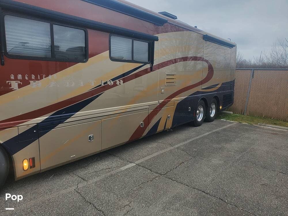 2007 American Tradition 42R by American Coach from Pop RVs in Broadview Heights, Ohio