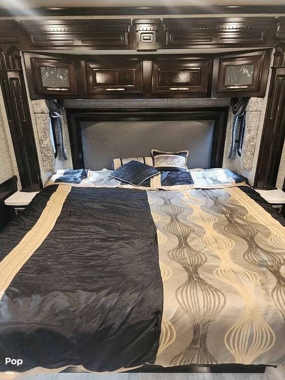 Used 2018 Newmar Dutch Star 4369 available in Menominee, Michigan