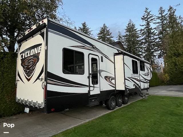 Used 2016 Heartland Cyclone 4150 available in Seatac, Washington