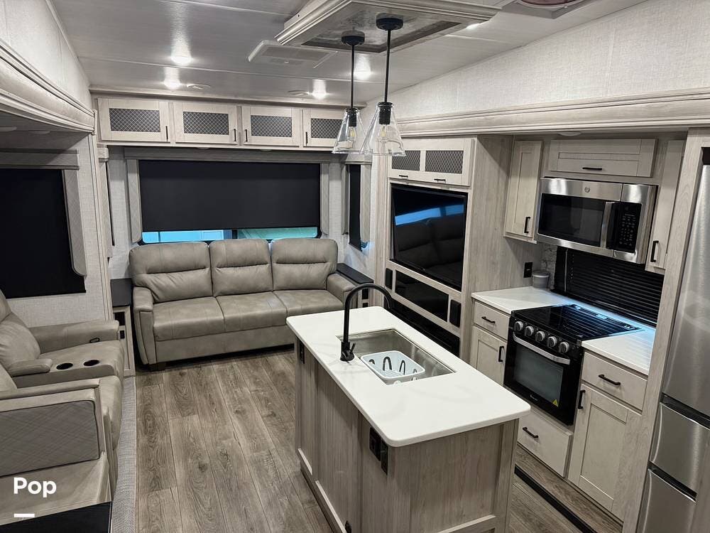 2022 Tandara 385MB by East to West from Pop RVs in Jasper, Georgia