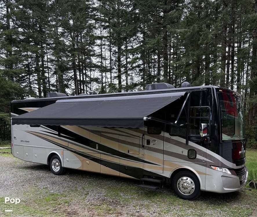 2019 Tiffin Allegro Open Road 36LA - Used Class A For Sale by Pop RVs in Brookings, Oregon features Air Conditioning, Slideout, Leveling Jacks, Awning, Generator