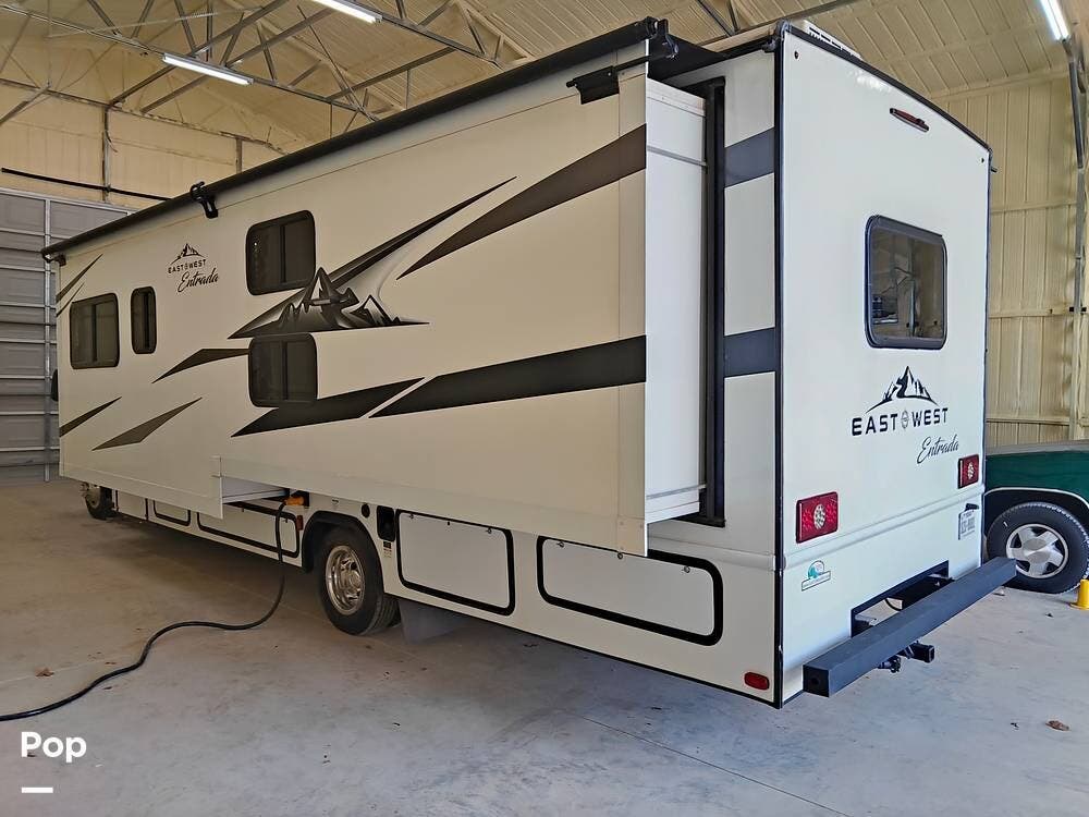 Used 2023 East to West Entrada 3100FB available in Joshua, Texas