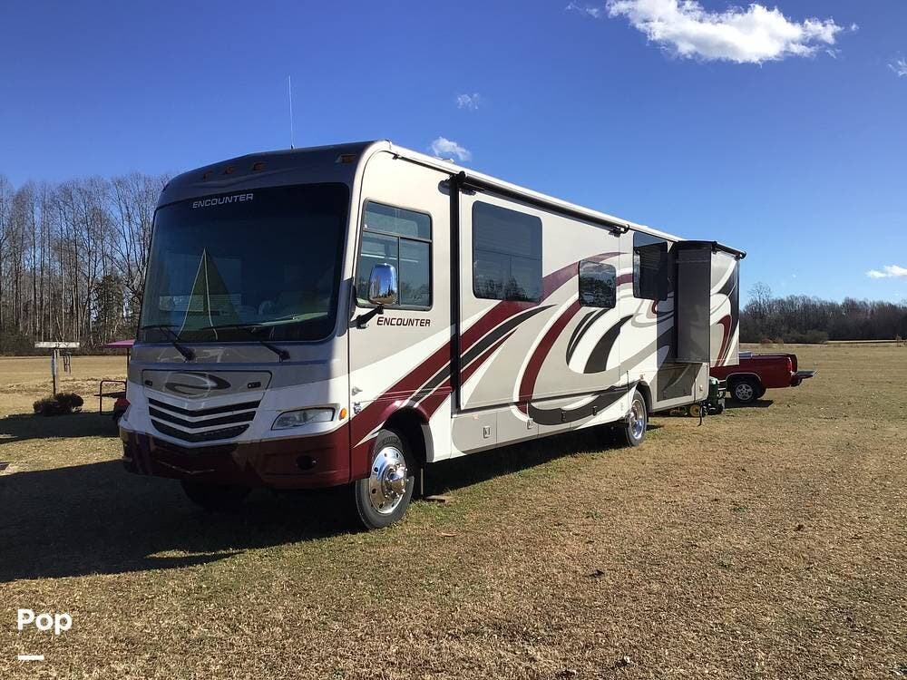 2015 Coachmen Encounter 37SA - Used Class A For Sale by Pop RVs in Callao, Virginia features Awning, Slideout, Air Conditioning, Generator, Leveling Jacks