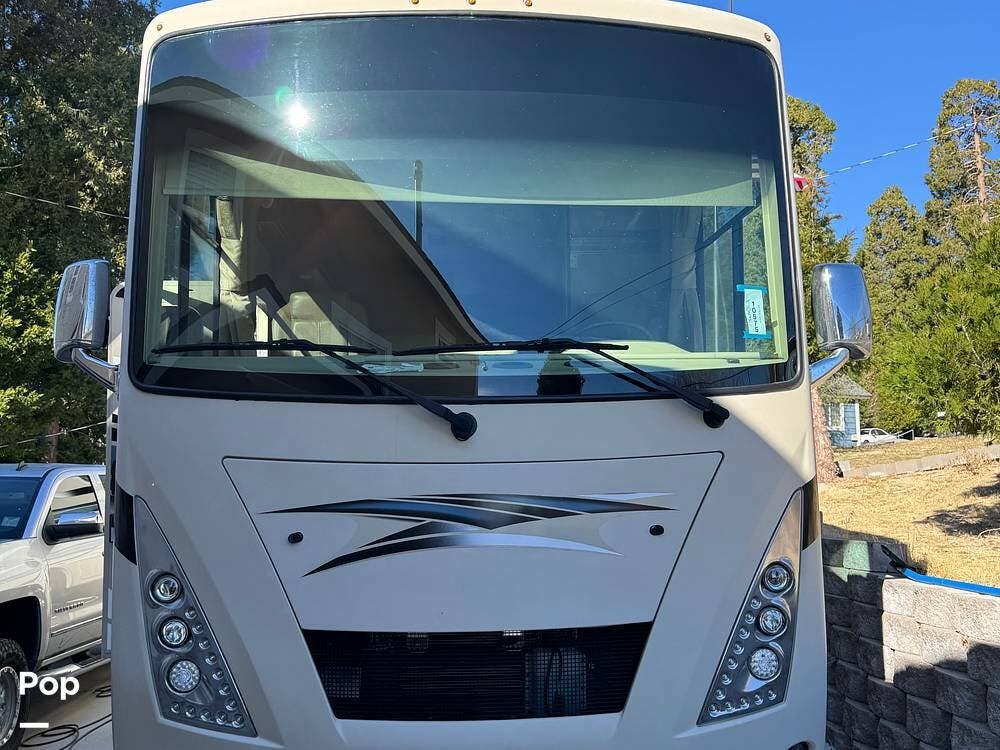 2020 Thor Motor Coach Windsport 29M - Used Class A For Sale by Pop RVs in Crestline, California features Air Conditioning, Generator, Awning, Leveling Jacks, Slideout
