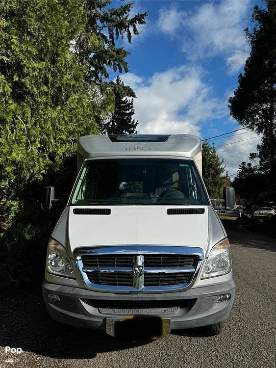 2008 Navion Itasca  IQ 24CL by Winnebago from Pop RVs in Talent, Oregon