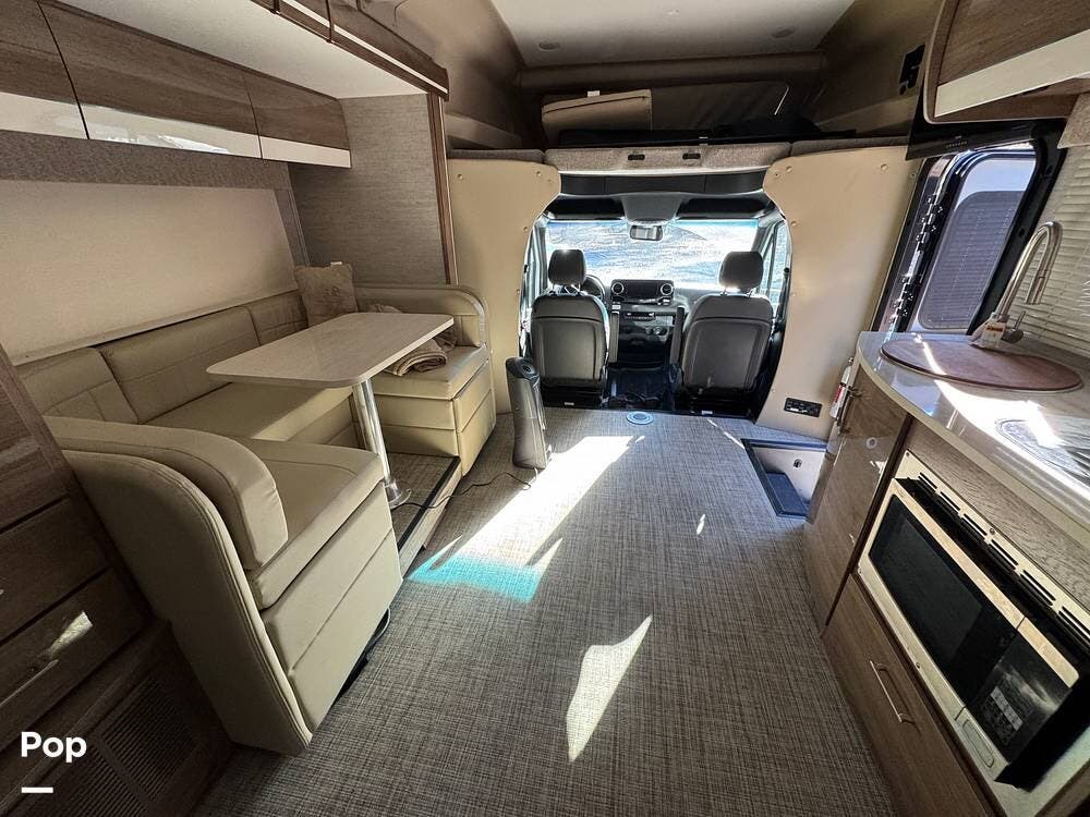 2021 Entegra Coach Entegra Coach 24l - Used Class C For Sale by Pop RVs in Wetumpka, Alabama features Slideout