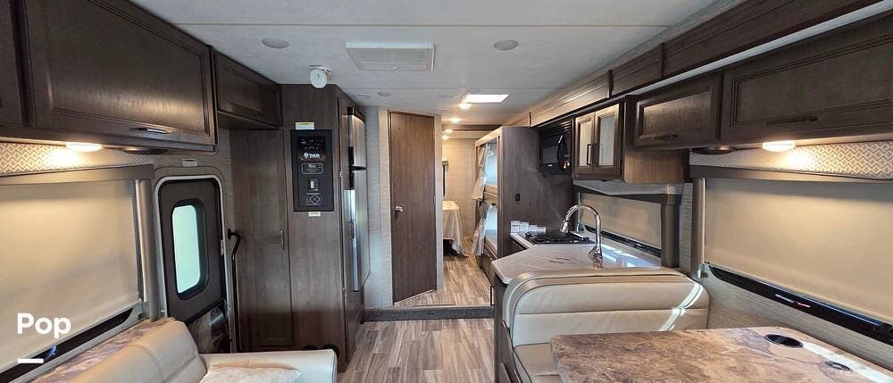 2022 Thor Motor Coach Four Winds 31E - Used Class C For Sale by Pop RVs in Gunter, Texas features Air Conditioning, Awning, Generator, Slideout, Leveling Jacks