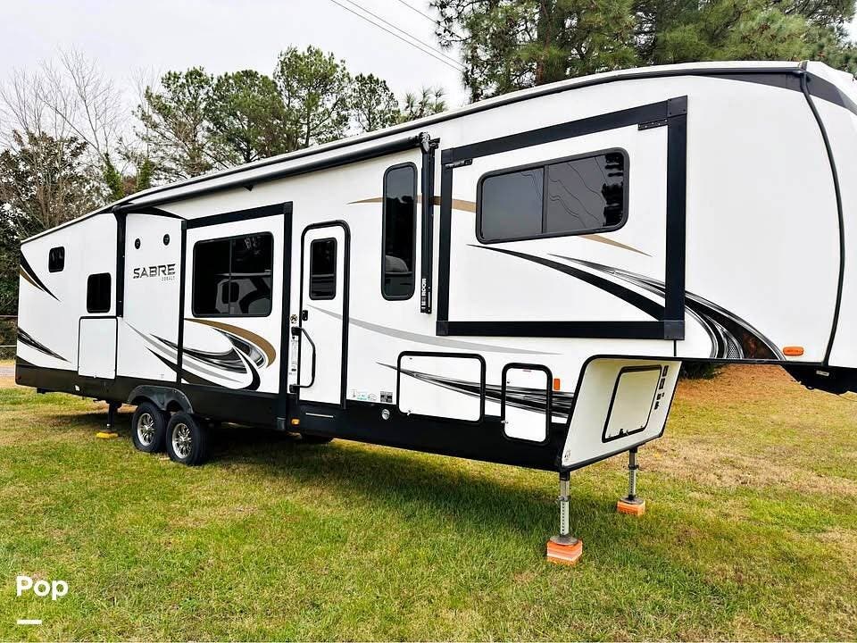 2022 Sabre 37FLH by Forest River from Pop RVs in Solomons, Maryland