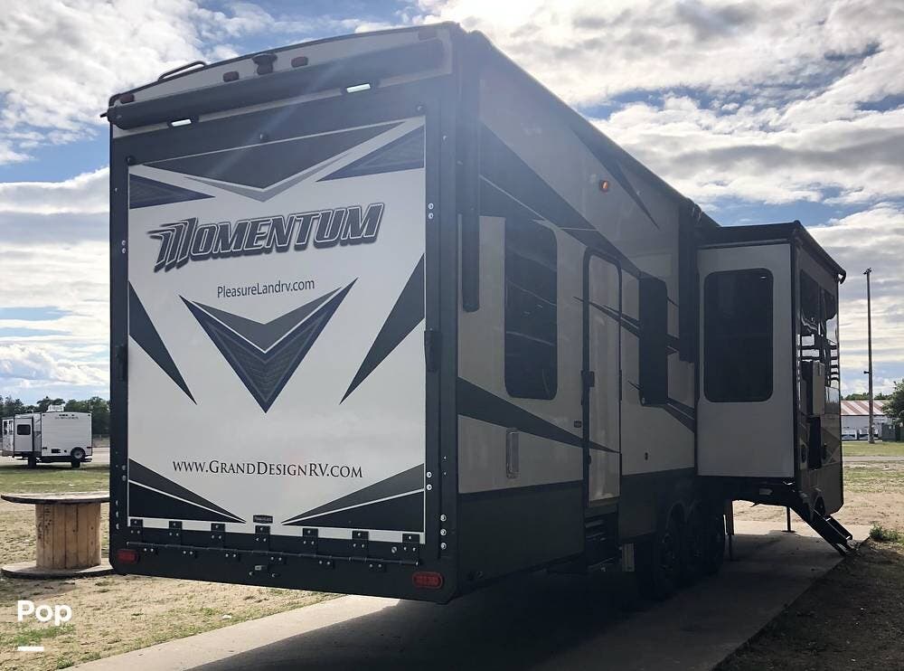 2019 Momentum 381M by Grand Design from Pop RVs in Brainerd, Minnesota