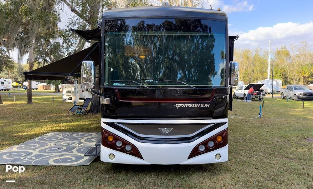 2013 Fleetwood Expedition 38S - Used Diesel Pusher For Sale by Pop RVs in Wauchula, Florida features Air Conditioning, Awning, Leveling Jacks, Slideout, Generator