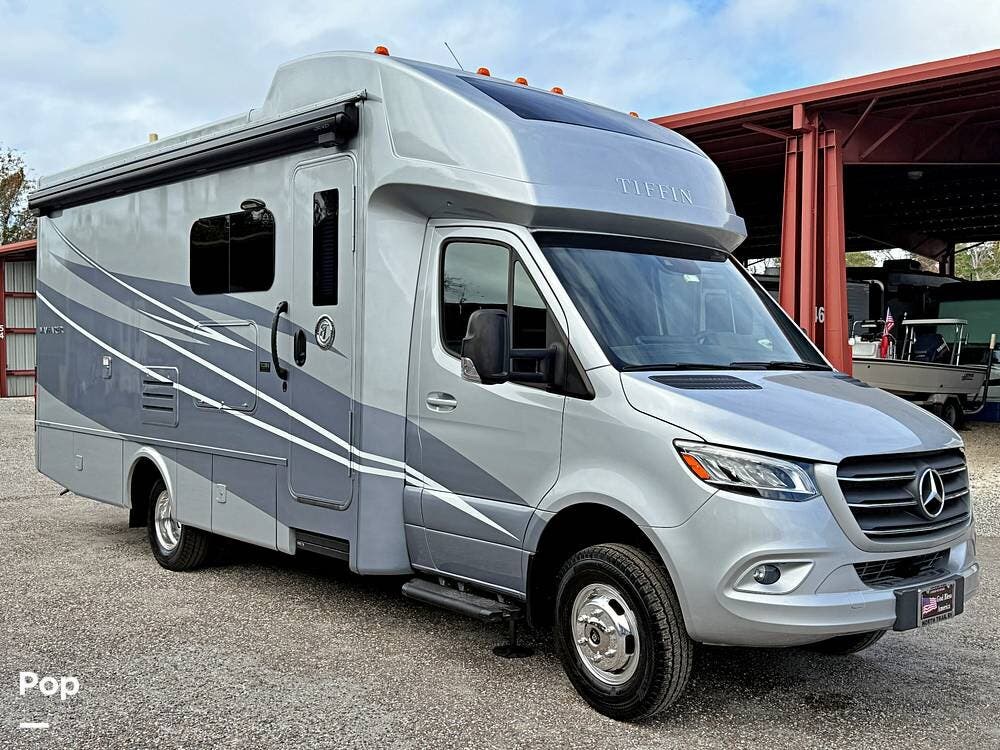 2024 Wayfarer 25RW by Tiffin from Pop RVs in Port Richey, Florida