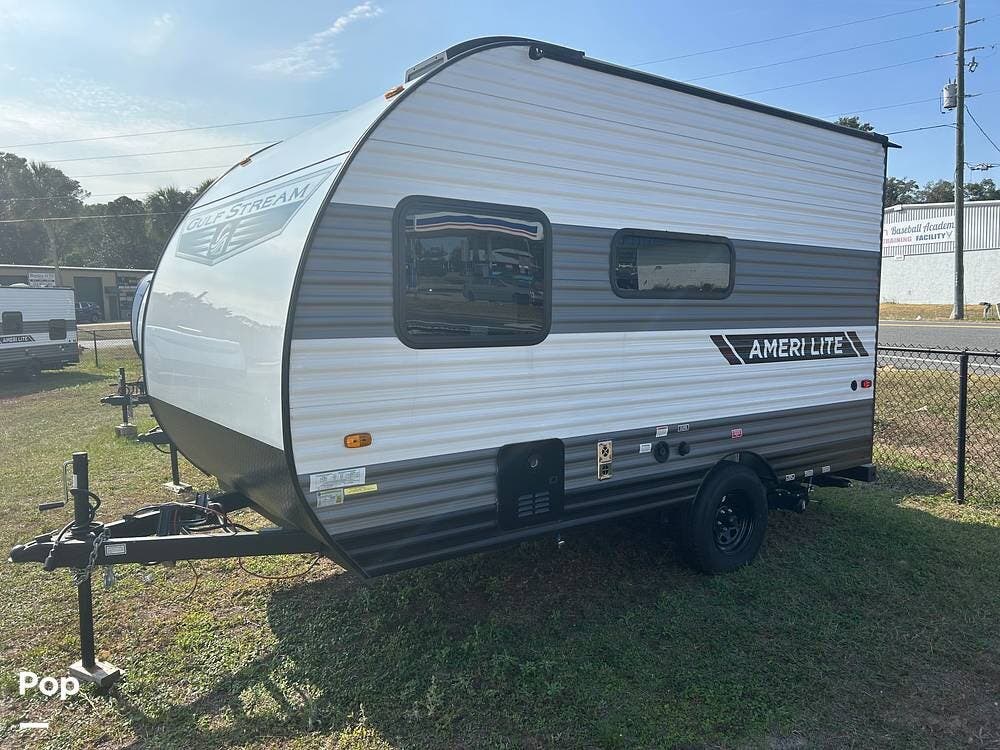 2025 Gulf Stream Ameri-Lite 134BH - New Travel Trailer For Sale by Pop RVs in Ocala, Florida features Air Conditioning, Awning, Leveling Jacks