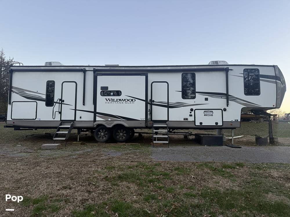 2022 Heritage Glen 353BED by Forest River from Pop RVs in Greeneville, Tennessee
