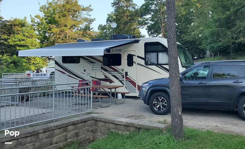 Used 2022 Thor Motor Coach Axis 24.1 available in Ooltewah, Tennessee