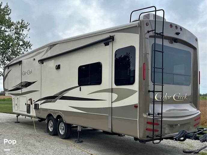 2017 Cedar Creek 36CKTS by Forest River from Pop RVs in Curtice, Ohio