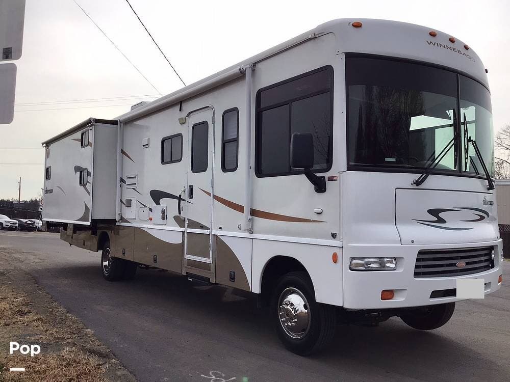 2007 Winnebago Sightseer 35J - Used Class A For Sale by Pop RVs in South Riding, Virginia features Slideout, Generator, Leveling Jacks, Awning, Air Conditioning