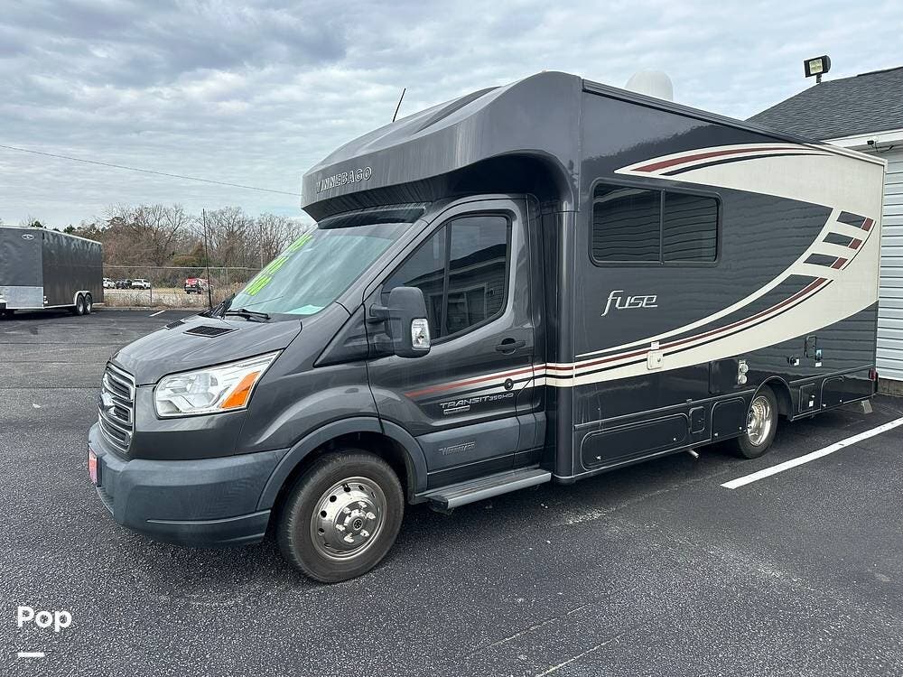 2018 Winnebago Fuse 23T - Used Class C For Sale by Pop RVs in Lexington, South Carolina features Generator, Awning, Air Conditioning, Slideout