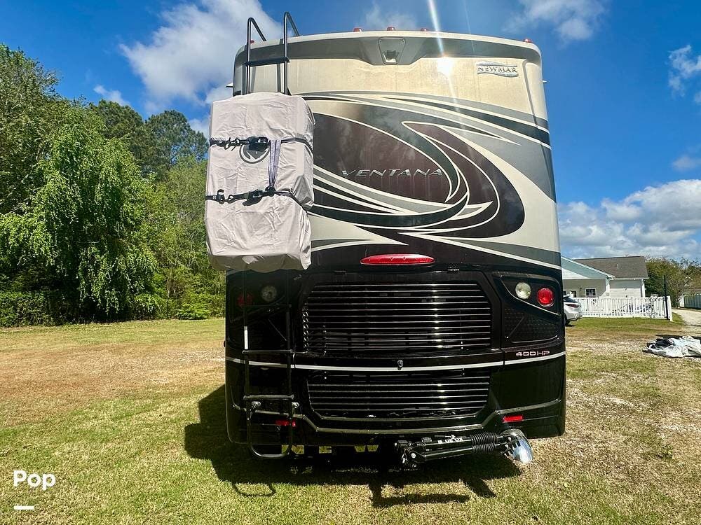 2015 Ventana 4369 by Newmar from Pop RVs in Conway, South Carolina