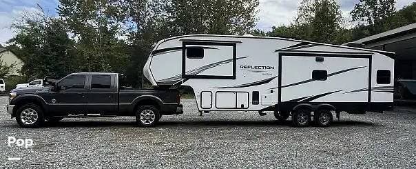 2023 Grand Design Reflection 303RLS - Used Fifth Wheel For Sale by Pop RVs in Earleville, Maryland features Awning, Air Conditioning, Leveling Jacks, Slideout