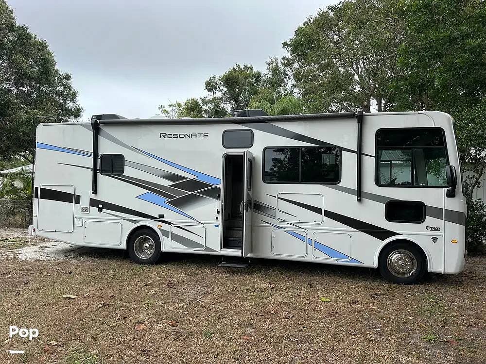 2023 Thor America Resonate 30C - Used Class A For Sale by Pop RVs in Sarasota, Florida features Awning, Generator, Slideout, Leveling Jacks, Air Conditioning