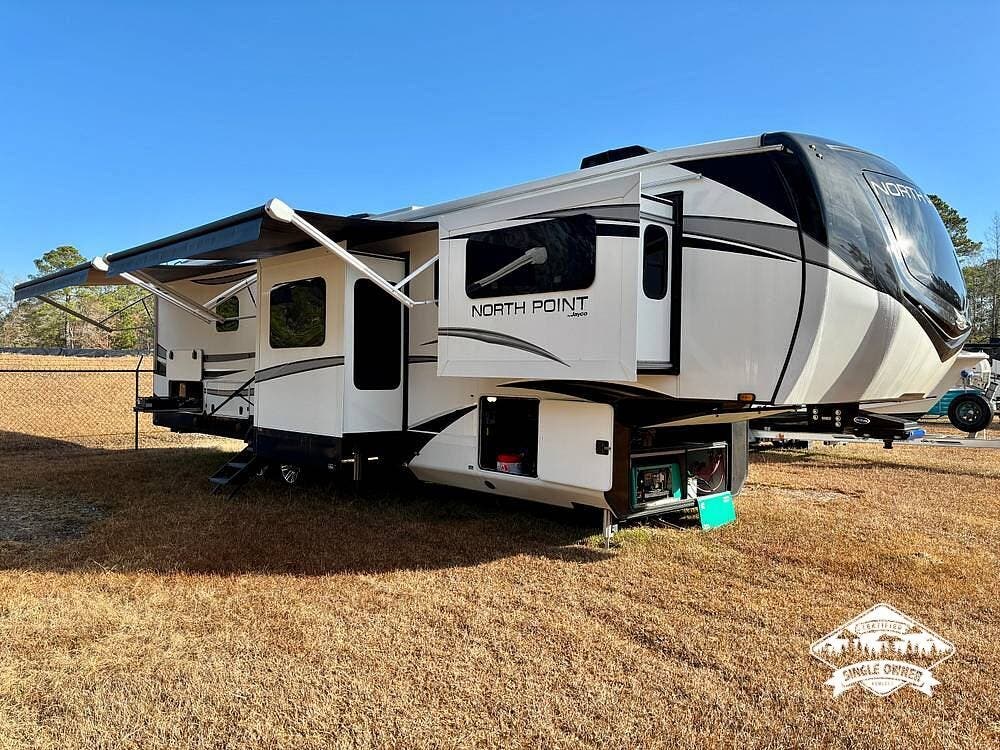 2024 Jayco North Point 382FLRB - Used Fifth Wheel For Sale by Pop RVs in Maple Hill, North Carolina features Air Conditioning, Generator, Leveling Jacks, Awning, Slideout