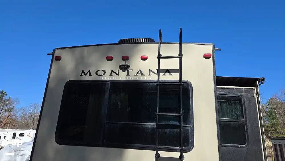 2020 Montana High Country 295RL by Keystone from Pop RVs in New Gloucester, Maine