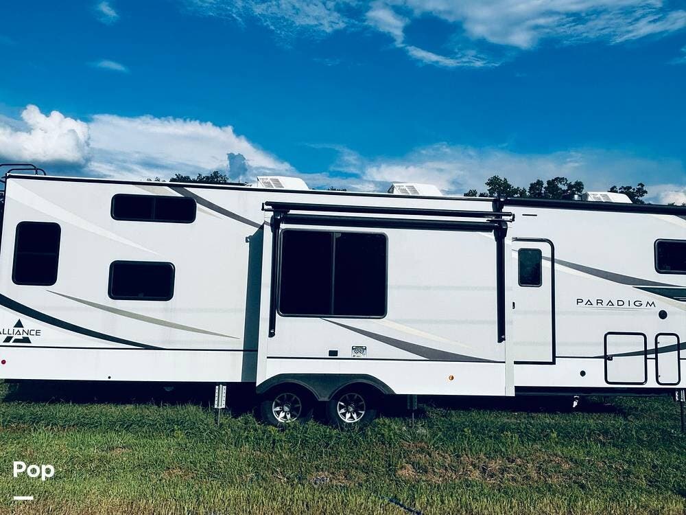 2023 Paradigm 395DS by Alliance RV from Pop RVs in Cleveland, Tennessee