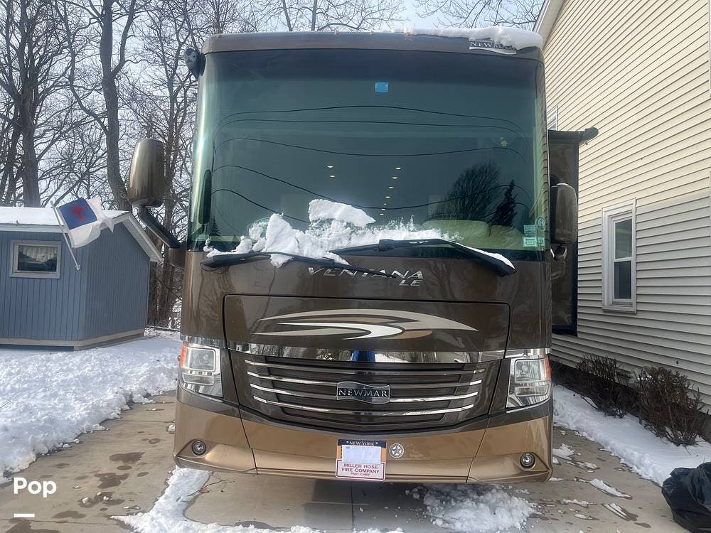 2017 Ventana LE 4037 by Newmar from Pop RVs in Newfane, New York