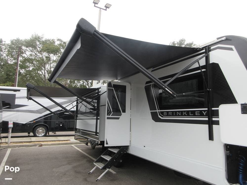 Used 2025 Miscellaneous Brinkley Z AIR 285 available in Dover, Florida