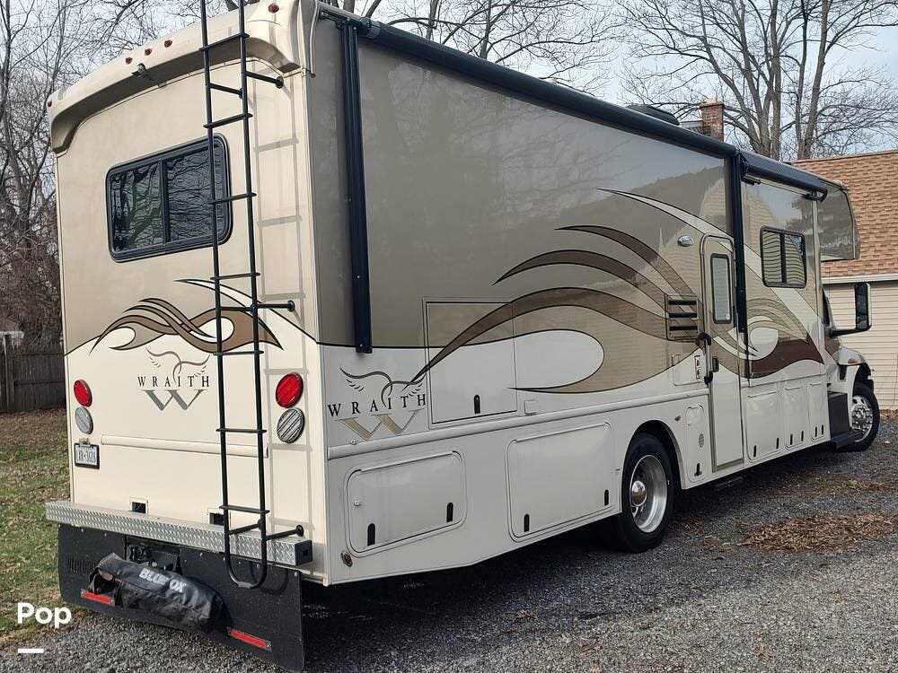 2020 Nexus Wraith Nexus  33W - Used Class C For Sale by Pop RVs in North Tonawanda, New York features Awning, Slideout, Air Conditioning, Generator, Leveling Jacks