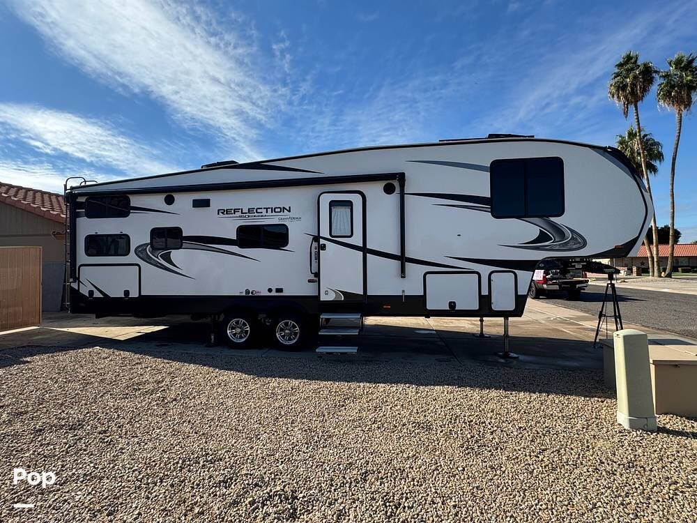2022 Grand Design Reflection 278BH - Used Fifth Wheel For Sale by Pop RVs in Phoenix, Arizona features Awning, Air Conditioning, Leveling Jacks, Slideout