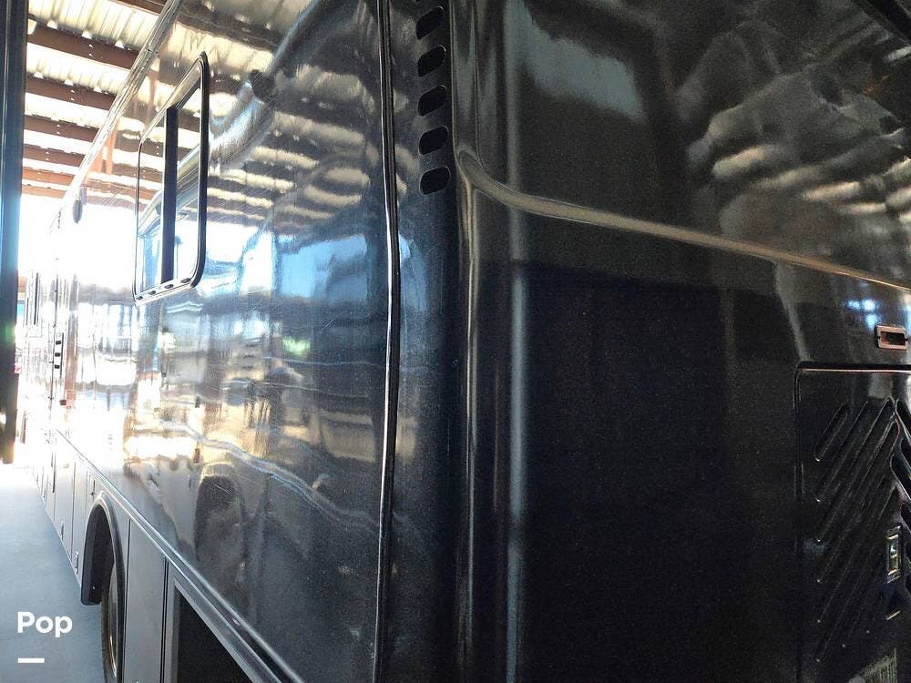 1997 Newmar Mountain Aire 4059 - Used Diesel Pusher For Sale by Pop RVs in Largo, Florida features Air Conditioning