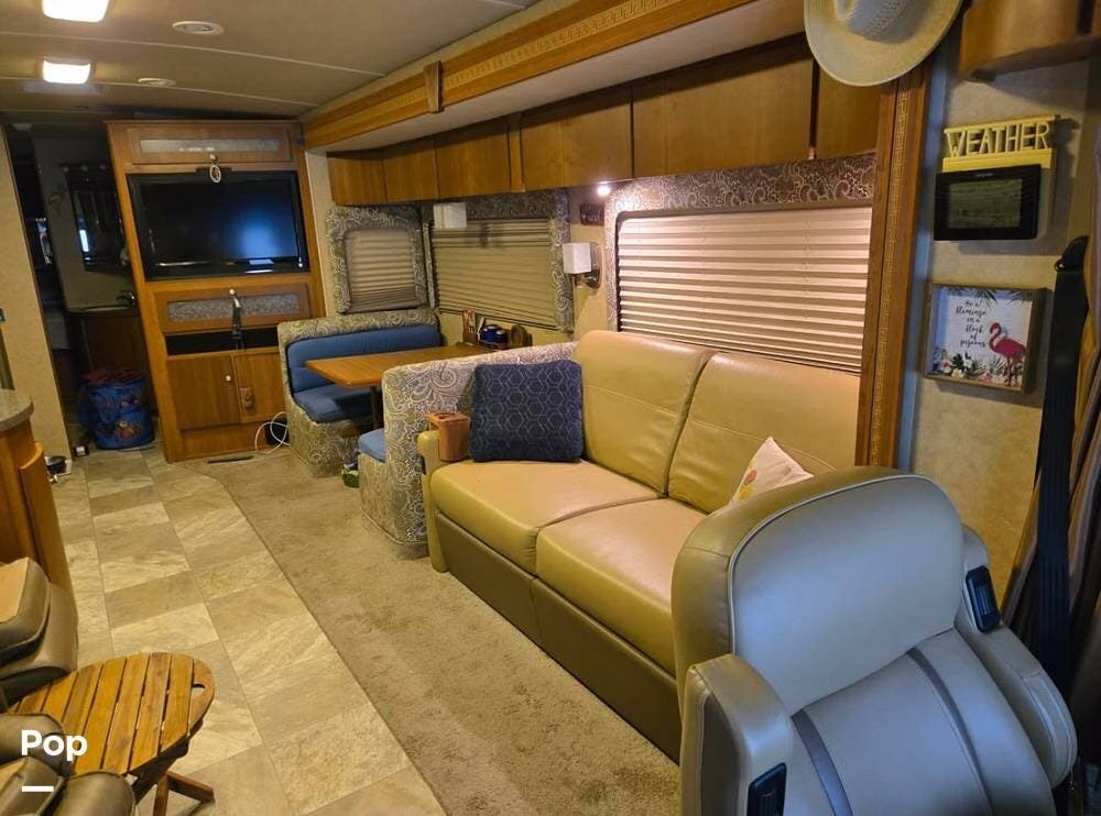 2008 Winnebago Journey 37H - Used Diesel Pusher For Sale by Pop RVs in Chester, Maryland features Slideout