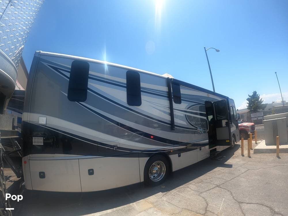 2015 Excursion 35E by Fleetwood from Pop RVs in Las Vegas, Nevada
