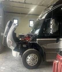 Used 2018 Dynamax Corp DX3 37TS available in Elbert, Colorado