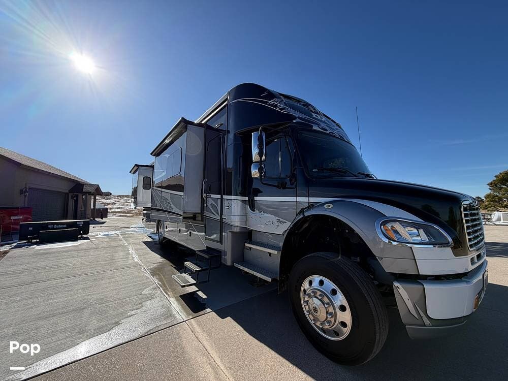 2018 Dynamax Corp DX3 37TS - Used Super C For Sale by Pop RVs in Elbert, Colorado features Awning, Slideout, Generator, Air Conditioning, Leveling Jacks