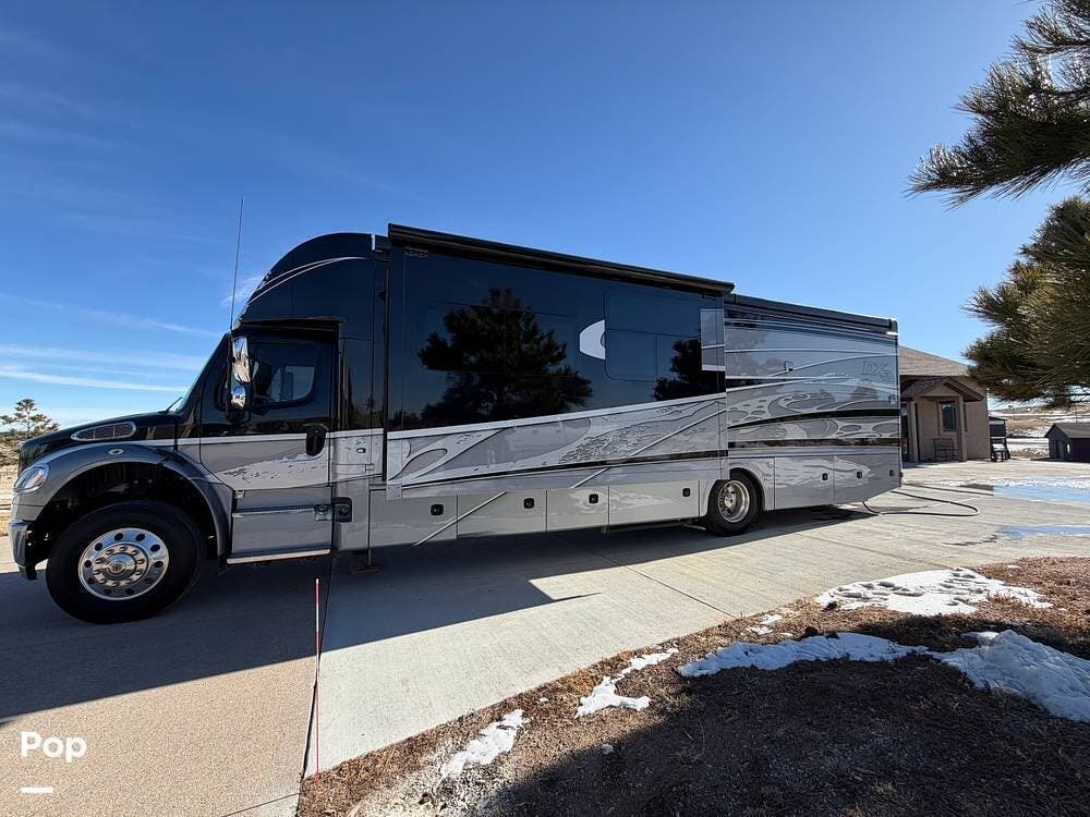 2018 DX3 37TS by Dynamax Corp from Pop RVs in Elbert, Colorado